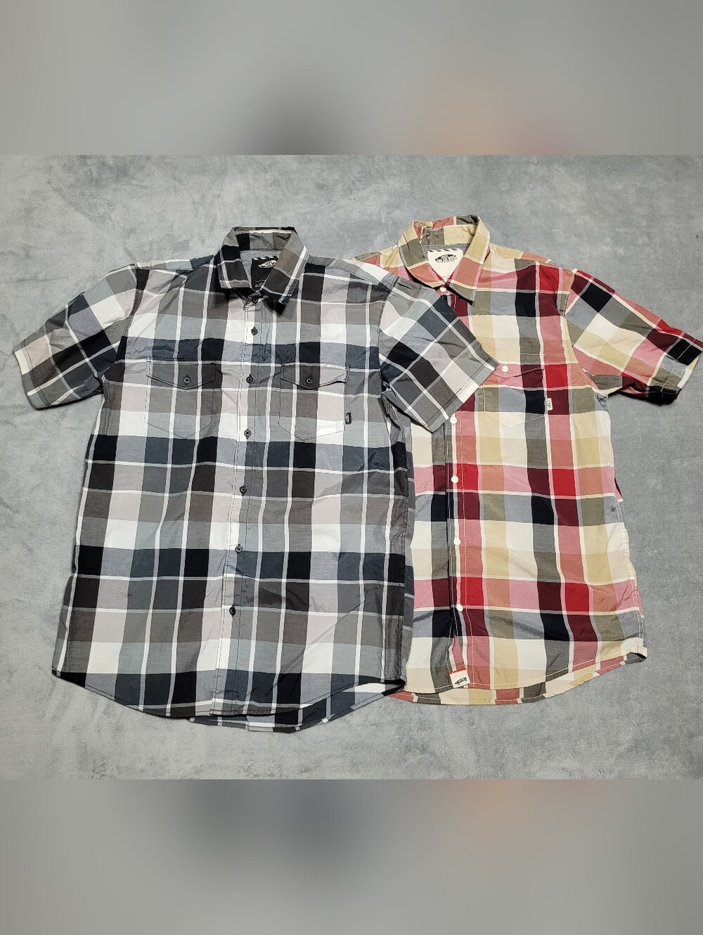 2 x Vans OFF THE WALL Large Block Plaid Short Sleeve Shirts Mens Medium